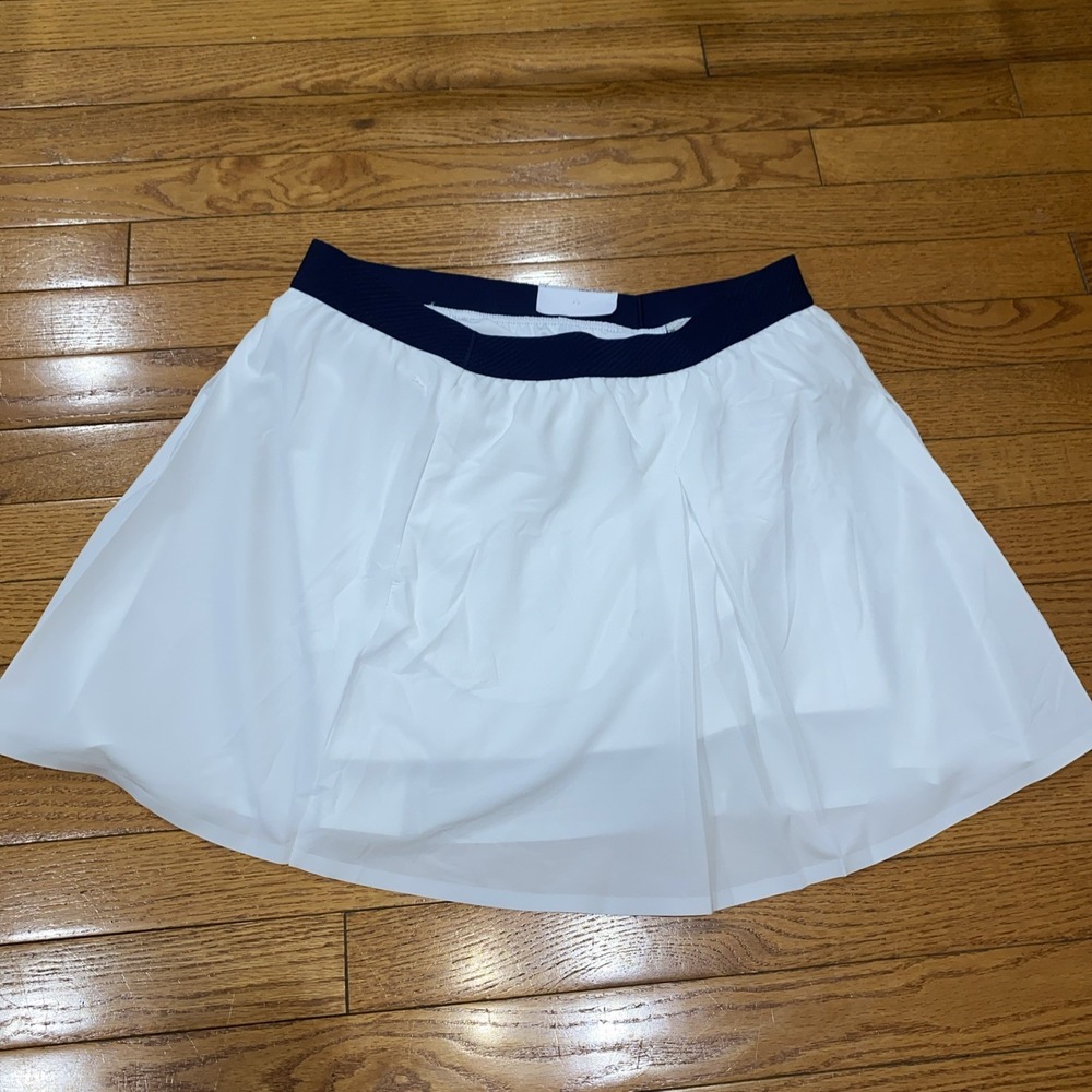 Puma Pleated Skirt Womens White With Navy Waist Performance Fit Large
